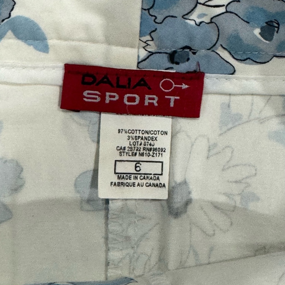 Women’s Dalia Sport Blue And White Floral Skirt Size 6 - Picture 7 of 7